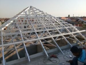 jasa tukang pasang atap baja ringan dan renovasi atap rumah - abumabajaringan 04 jasa tukang pasang atap baja ringan dan renovasi atap rumah - abumabajaringan 04